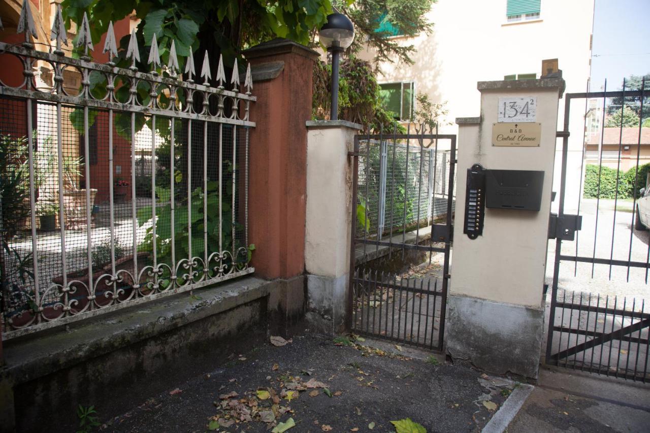 Central Avenue B&B Болонья Экстерьер фото